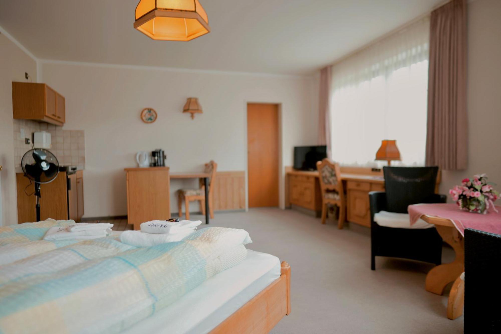 In & Out Boardinghaus Apartment Щолберг Екстериор снимка